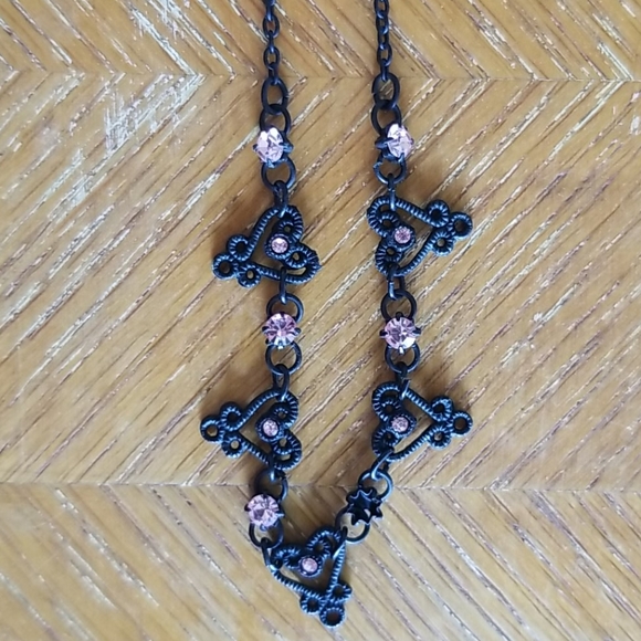 Romantic Black and Pink Heart Necklace / Choker - Picture 4 of 8